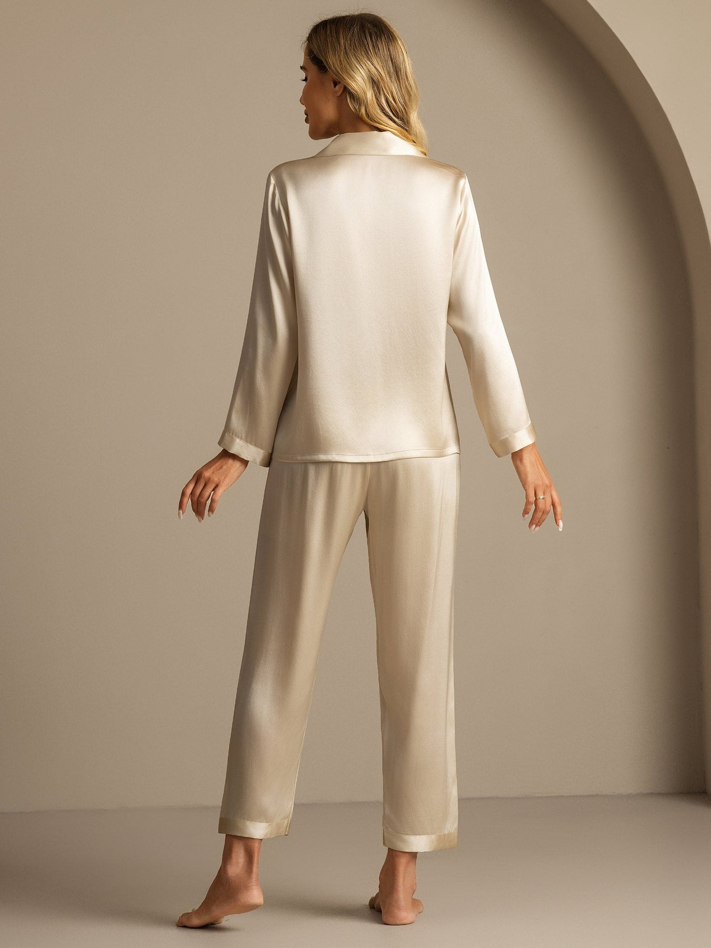 [Champagne] SilkSilky  Pure Silk Notch Collar Women's Pajamas 002,