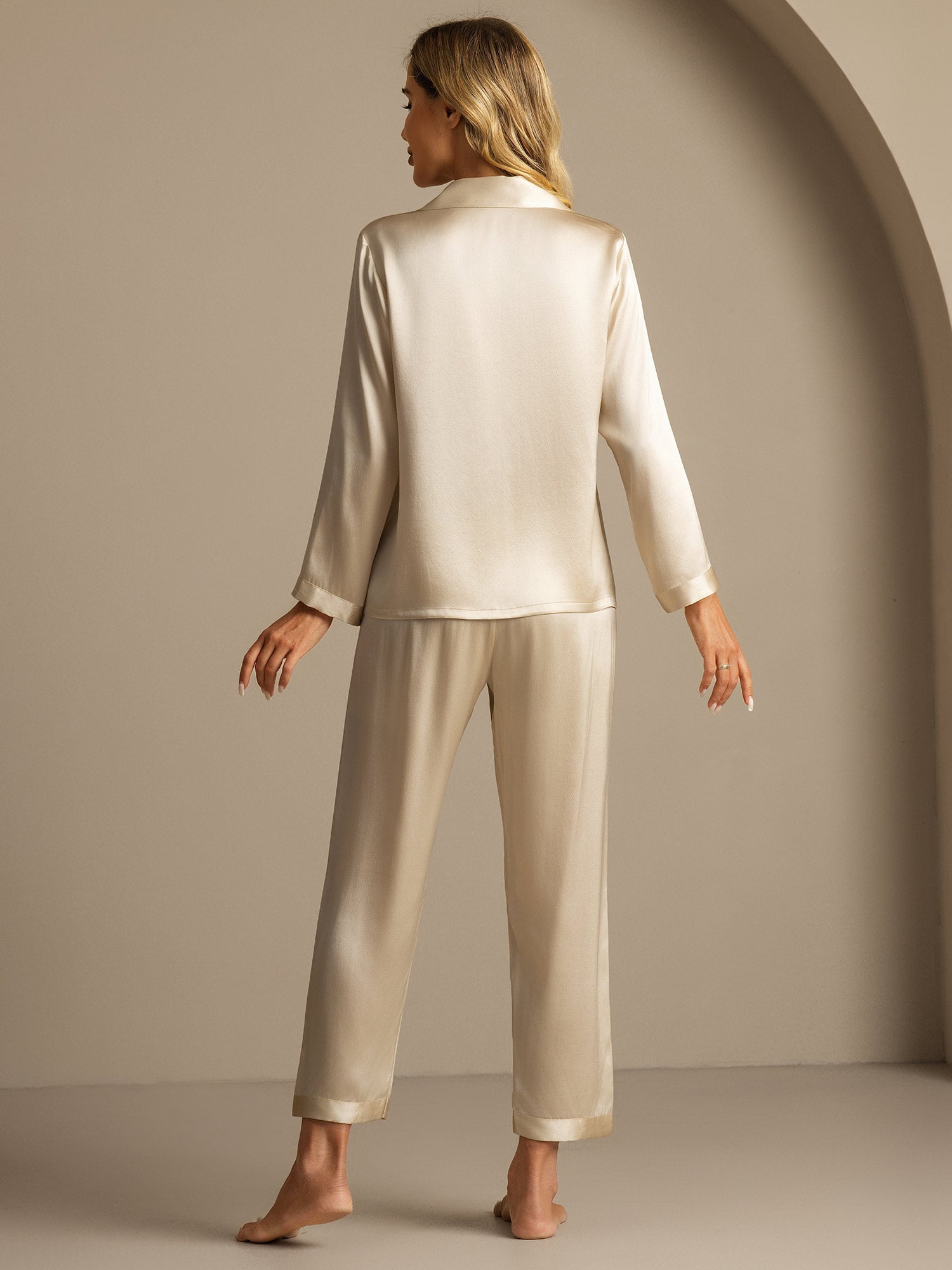 [Champagne] SilkSilky  Pure Silk Notch Collar Women's Pajamas 002,